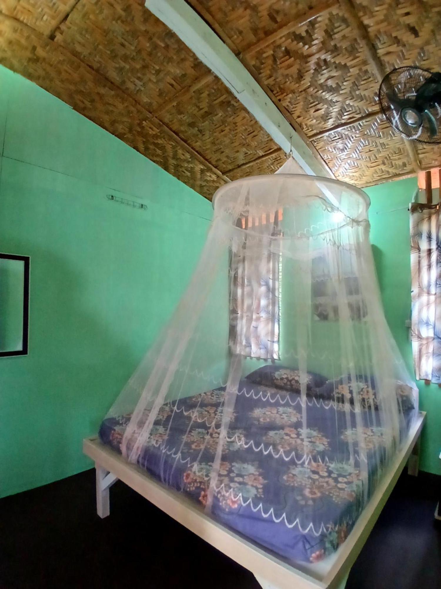 Bohol Hammock Hostel Batuan Екстер'єр фото